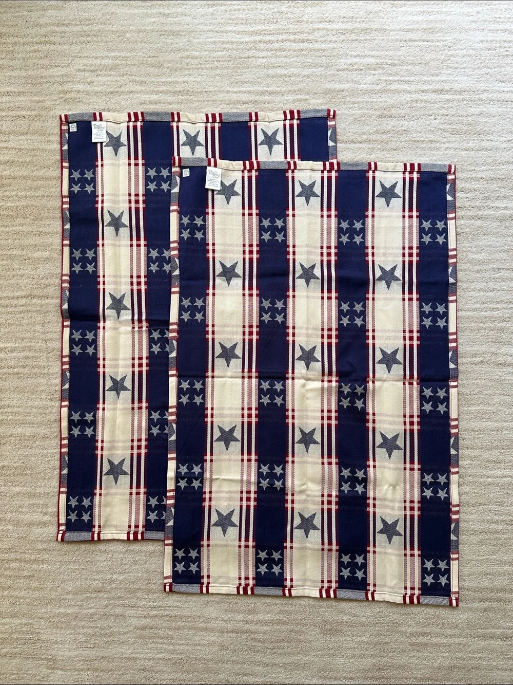 NWOT Set of 2 Pampered Chef Patriotic Kitchen Towels Plaid Star Red Blue Retired